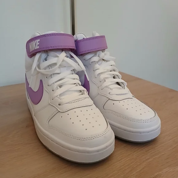 NWOT Nike Court Borough 2 Mid White Fuchsia Glow - Picture 2 of 11